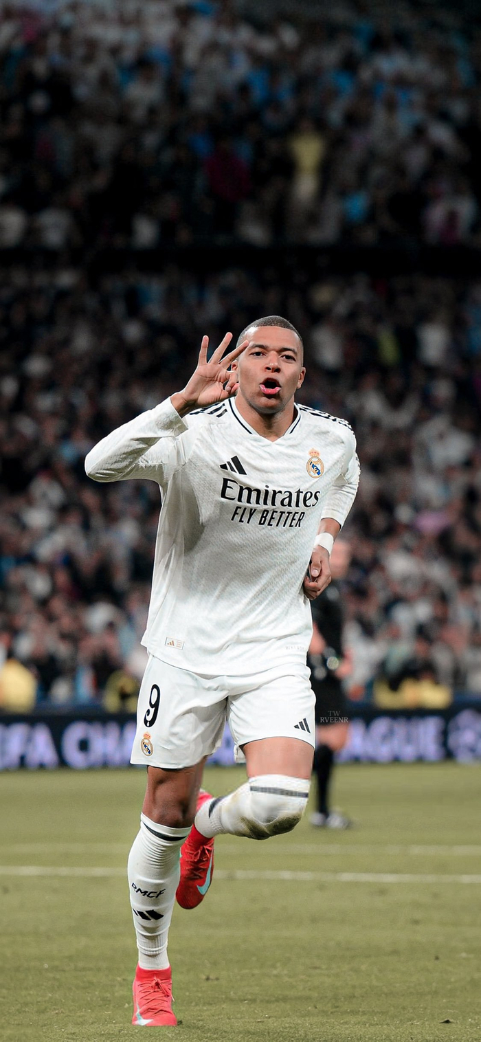 维尔茨对阵斯洛伐克全场数据：2次助攻，传球成功率近94%（维尔茨战斯洛伐克：送出2次助攻，传球成功率接近94%）