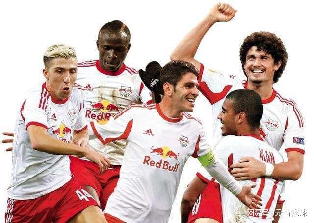 巴蒂：劳塔罗和小蜘蛛可以一起上，但其中一人必须做出牺牲（巴蒂：劳塔罗与小蜘蛛可同场，但需一人为团队让步）