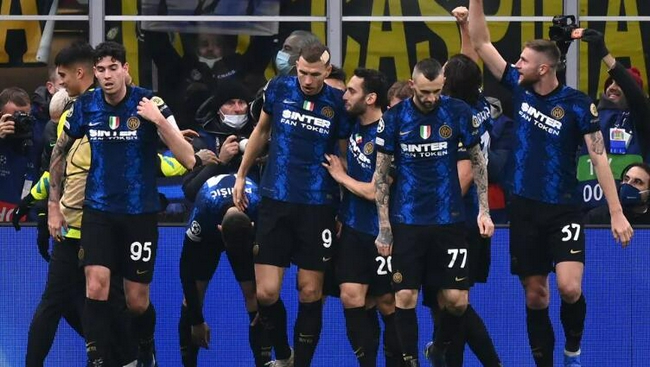 乌克兰近些年同瑞典正赛交手两次，两战全胜保持不败（乌克兰近年正赛两遇瑞典皆取胜）