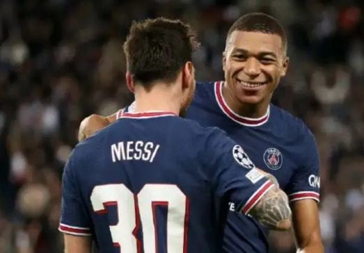 随阿根廷队在西班牙公开训练，梅西：感谢今天到场的所有人