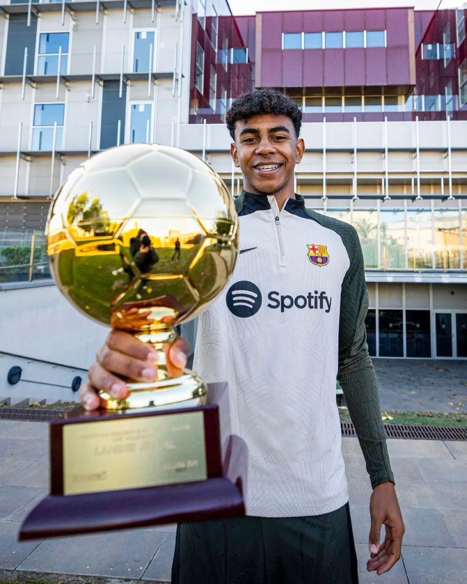 助攻全场唯一进球，托莫里当选米兰vs拉齐奥全场最佳（送出全场唯一进球助攻，托莫里荣膺米兰对阵拉齐奥全场最佳）