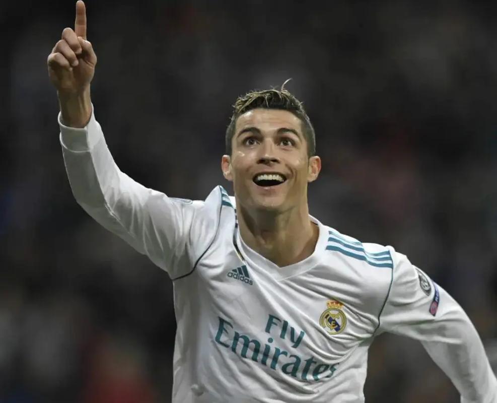 水火不容！桑德兰主场比分牌无纽卡队名与队徽，仅标注为客队（宿敌对立！桑德兰主场记分牌不显示纽卡队名与队徽，仅标注“客队”）