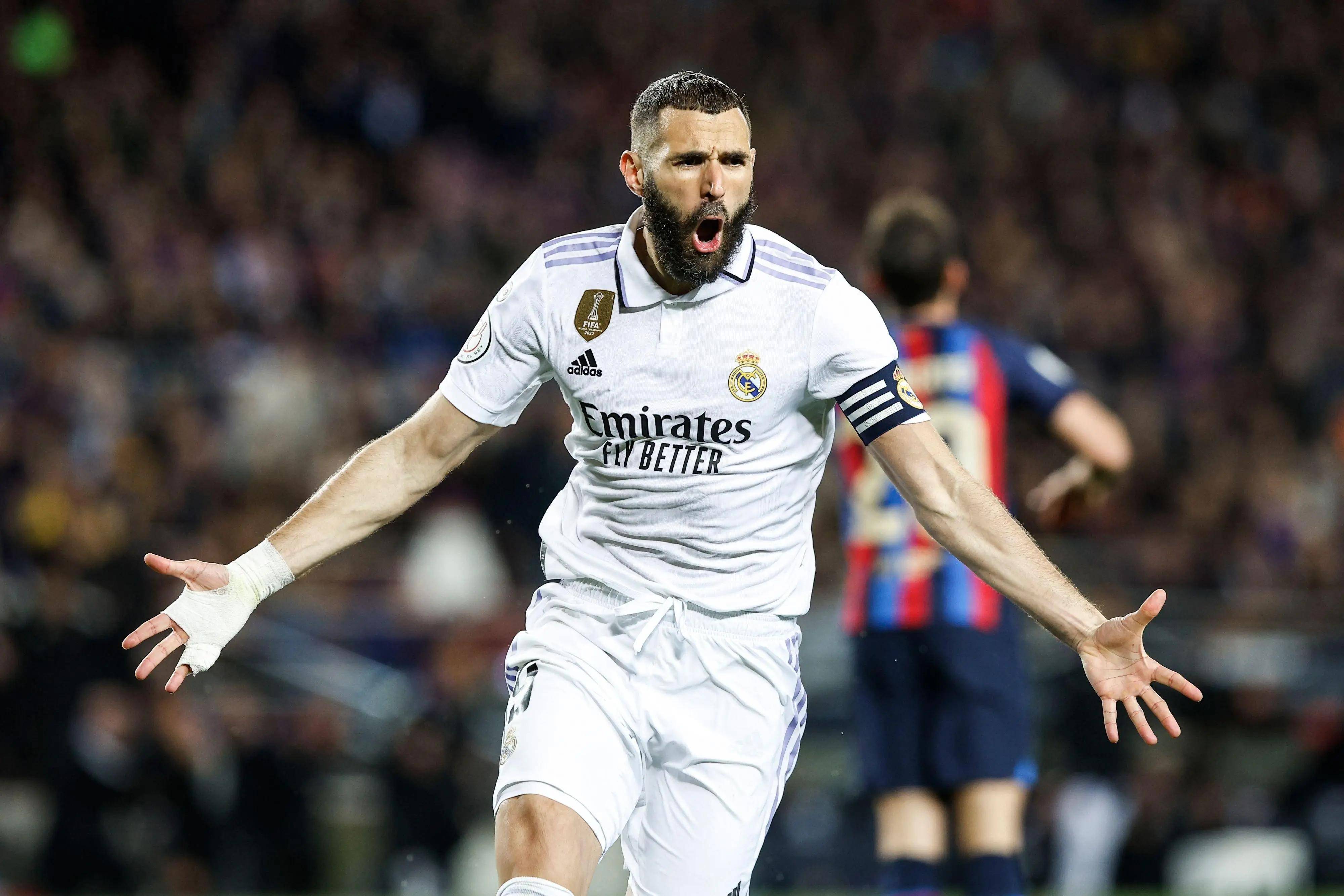 埃基蒂克：斯洛特在训练中对我很严厉，有时我真的会被气到爆（埃基蒂克吐槽斯洛特训练过于严格：有时真把我气炸了）