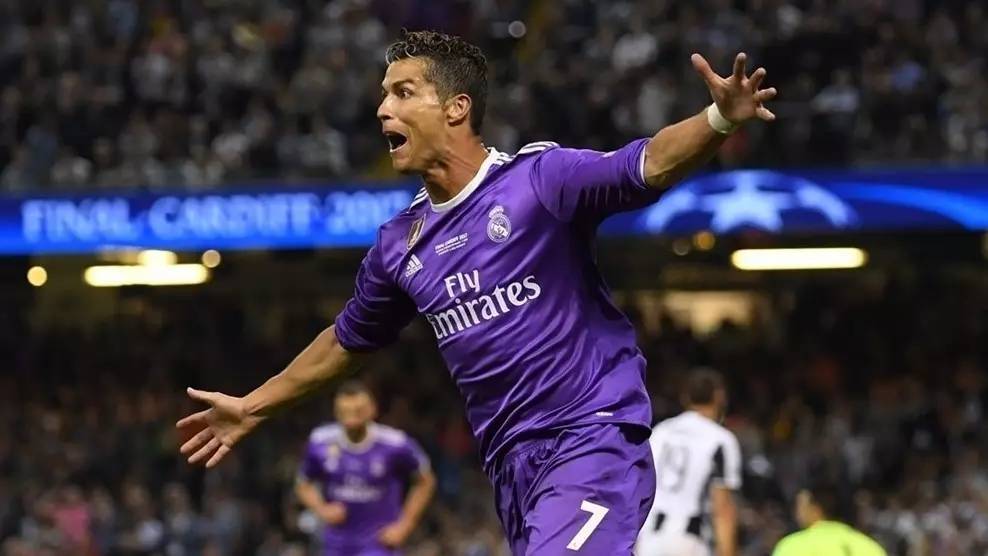 官方：法兰克福签下日本19岁左后卫小杉启太（法兰克福官宣19岁日本左后卫小杉启太加盟）