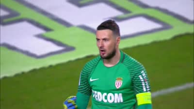 巴里奥斯：进球后我们踢得太着急了，应该多传一两脚过渡一下