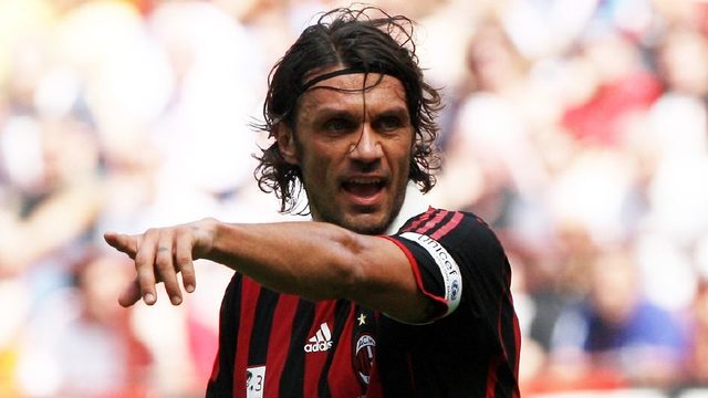 表情严肃！杨鸣回应遭江苏大逆转：球员没能站出来，大家畏手畏脚