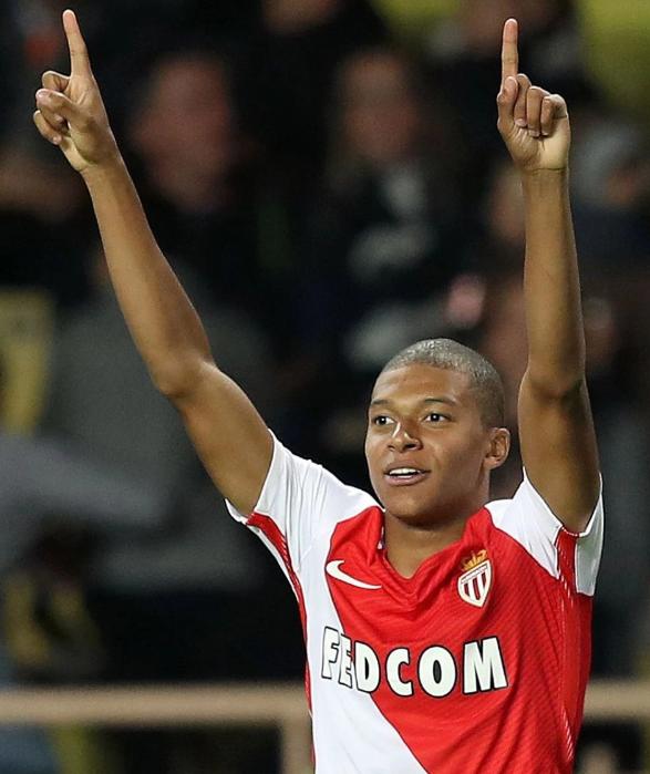 记者：乌尔赖希预计将在赛季结束后退役，留在拜仁任职