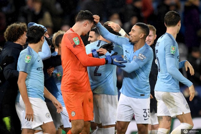 罗马诺：尽管阿诺德加盟后情况不顺，皇马对他的信心保持不变（罗马诺：阿诺德加盟后不顺，皇马对他依旧信任）