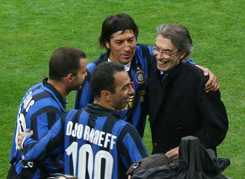 伊尔迪兹：我踢伪9号？大家可以拭目以待；斯帅没给我额外压力